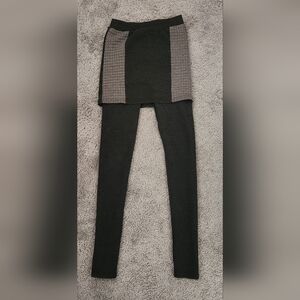 Black and Gray Leggings With Attached Skirt | Size M